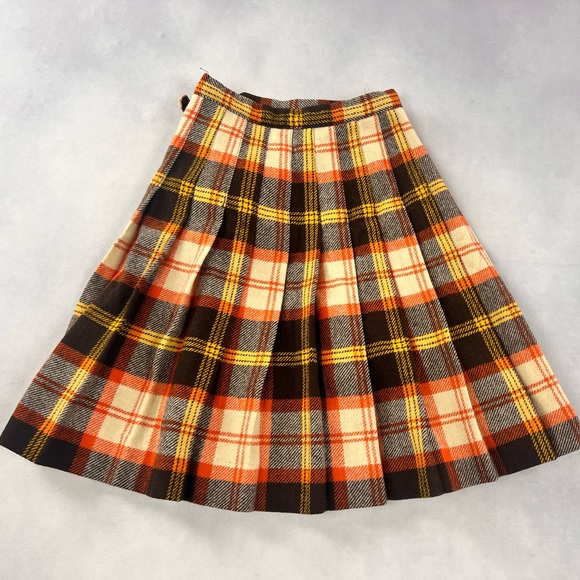 Bobbi brooks pleaded wool skirt - Picture 2 of 7